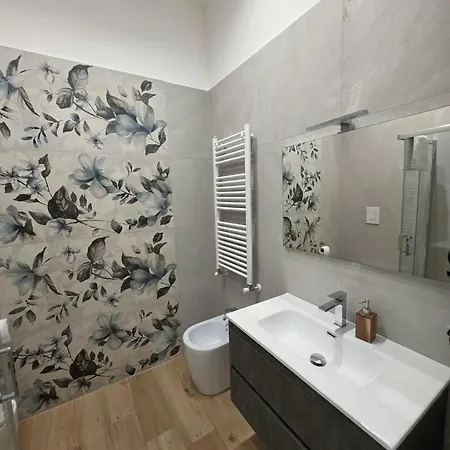 Station Prestige Nocleg ze śniadaniem 3*